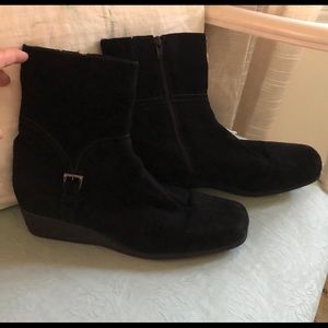 Suede waterproof booties
